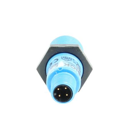 Ultraschall-Distanzsensor UM18-218161101 Neu